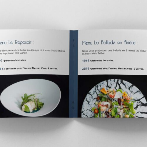 Double page du menu de la mare aux oiseaux